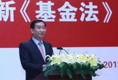 私募們注意!中基協(xié)發(fā)警告:“堪稱神話”等詞存誤導(dǎo)